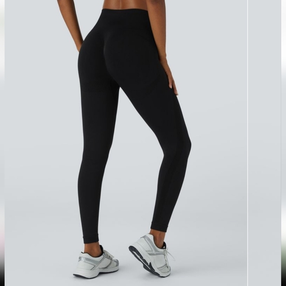 Seamless Flow Butt Lift Rouched Black 7/8 Leggings Tummy Control - Picture 8 of 11